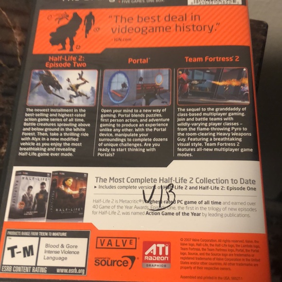 The Orange Box Half-Life 2: Episode Two Team Fortress 2 & include Episode One - Picture 2 of 8